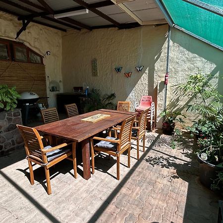 Dinky Di'S Dugout Villa Coober Pedy Exterior photo